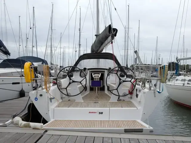 Dehler 38