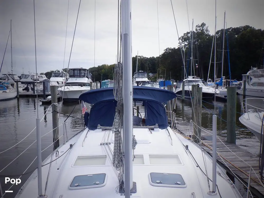 2003 Beneteau 393 2 cabin-cu