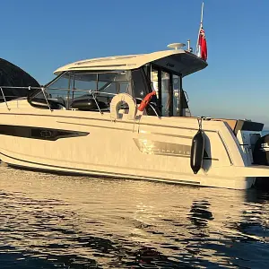 2017 Jeanneau Merry Fisher 895