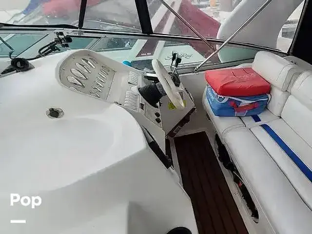 Cruisers Yachts 3175 Rogue