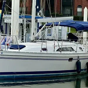 2012 Catalina 355