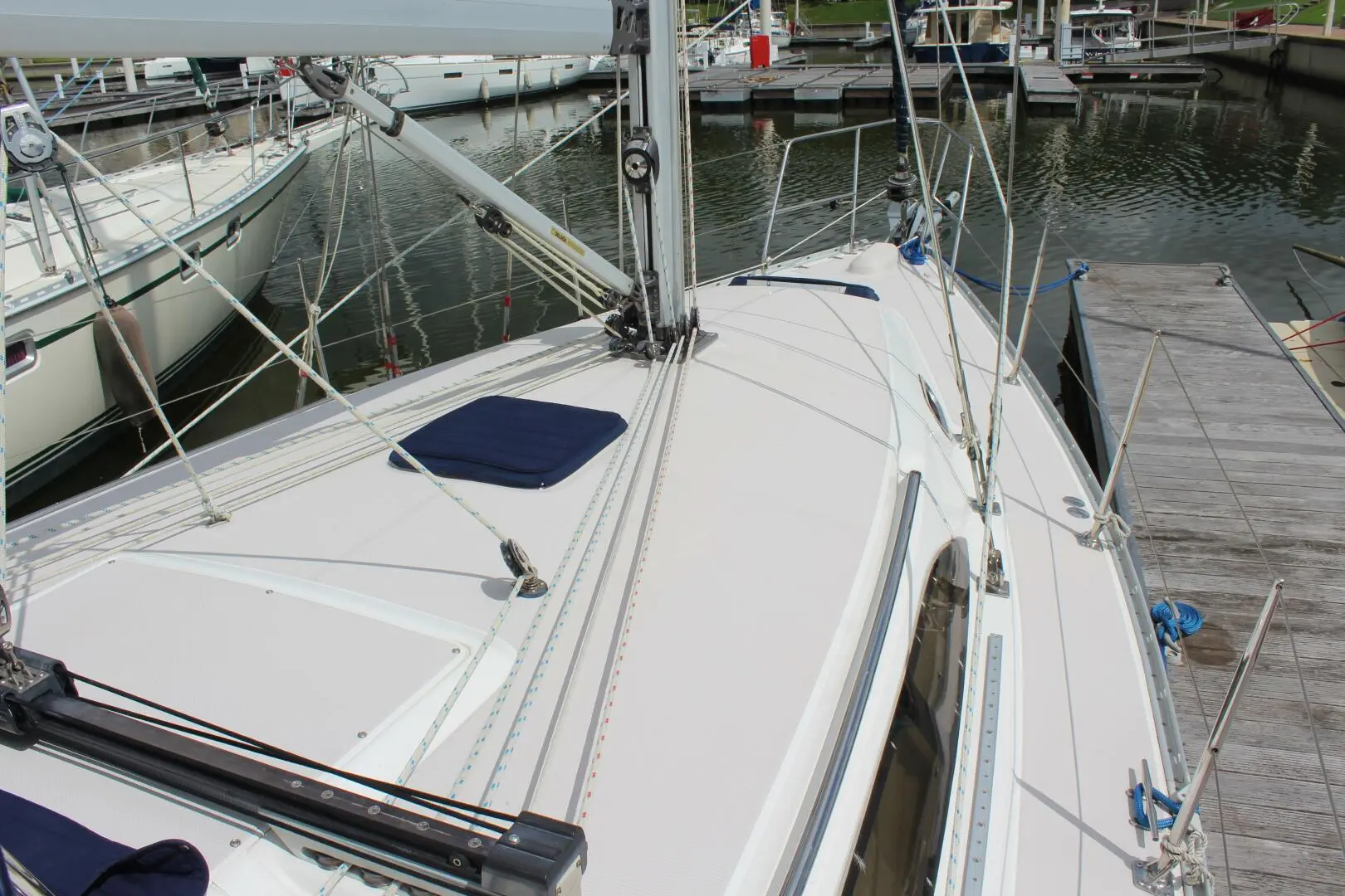 2012 Catalina 355