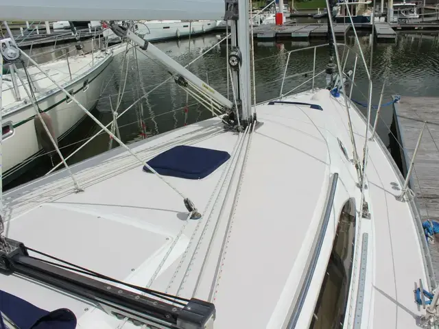 Catalina 355