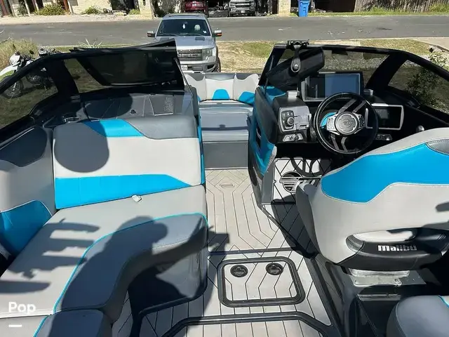 Malibu Wakesetter 23 LSV