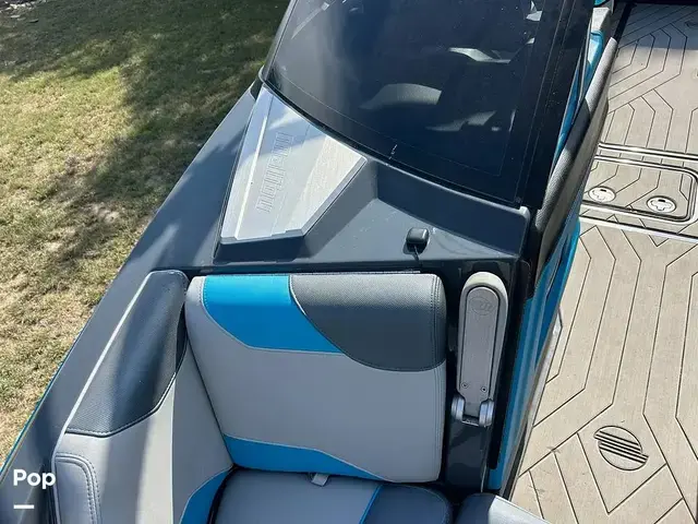 Malibu Wakesetter 23 LSV