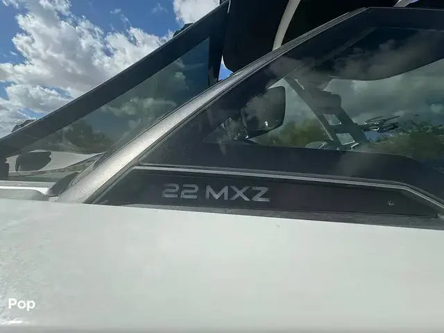 Malibu 22 MXZ