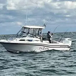 2000 Grady White 248 Voyager