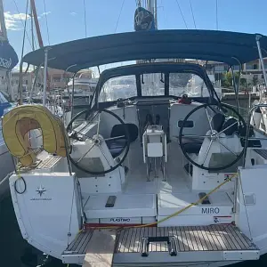 2017 Jeanneau Sun Odyssey 349