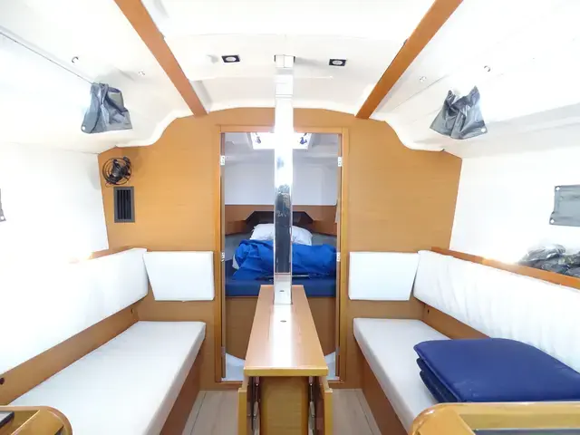 Jeanneau Sun Odyssey 349