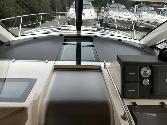 Sealine SC35