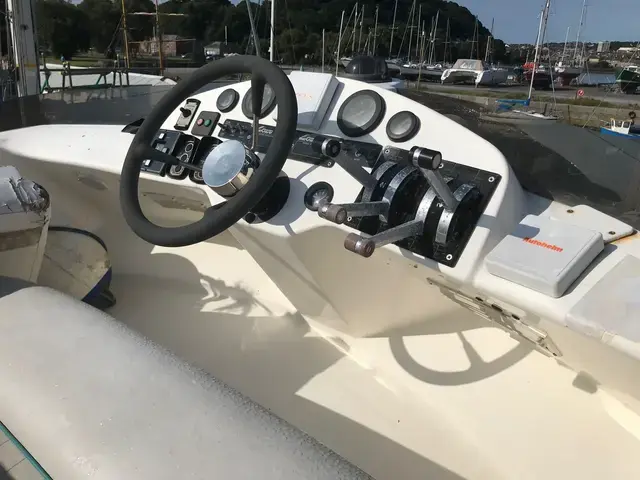 Sealine 320 Statesman