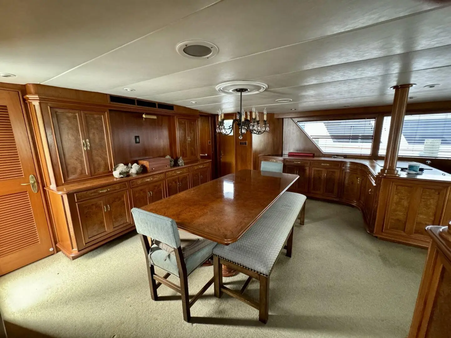 1986 Burger 92 raised pilothouse