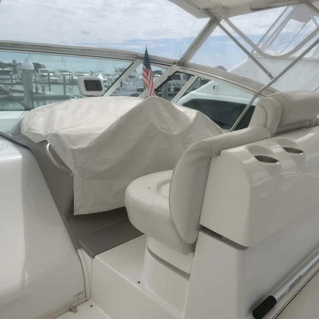 2002 Cruisers 4450 aft cabin motor yacht