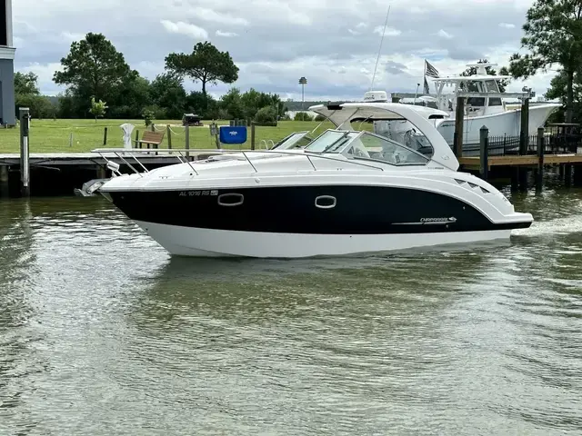 Chaparral 330 Signature