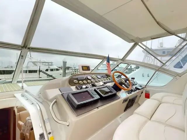 Cruisers Yachts 4450 Aft Cabin Motor Yacht