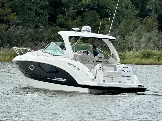 Chaparral 330 Signature