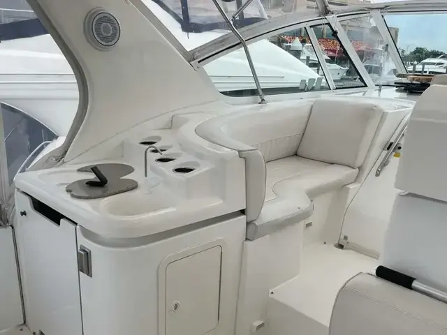 Cruisers Yachts 4450 Aft Cabin Motor Yacht