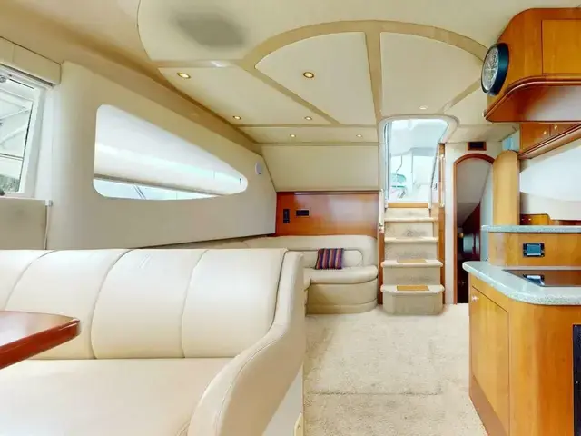 Cruisers Yachts 4450 Aft Cabin Motor Yacht