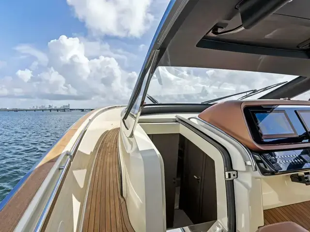 Invictus Boats 46