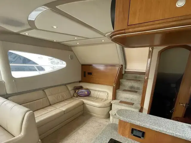 Cruisers Yachts 4450 Aft Cabin Motor Yacht