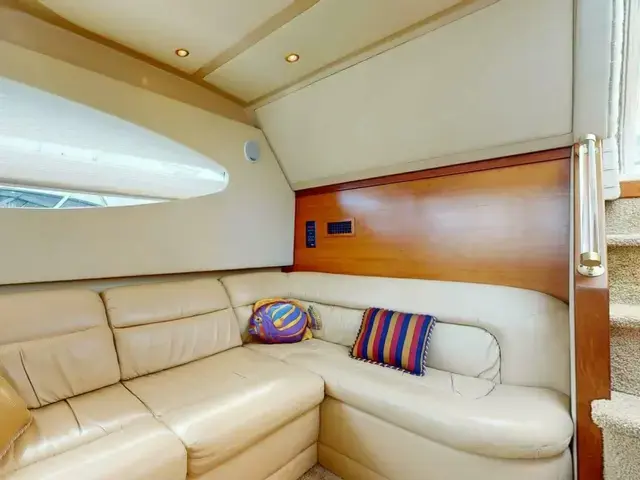 Cruisers Yachts 4450 Aft Cabin Motor Yacht