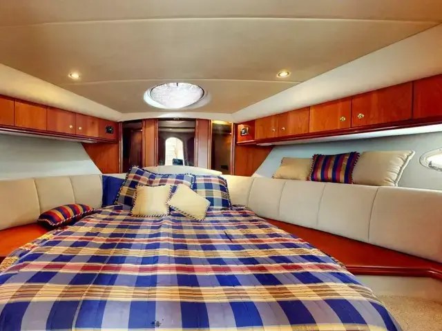 Cruisers Yachts 4450 Aft Cabin Motor Yacht