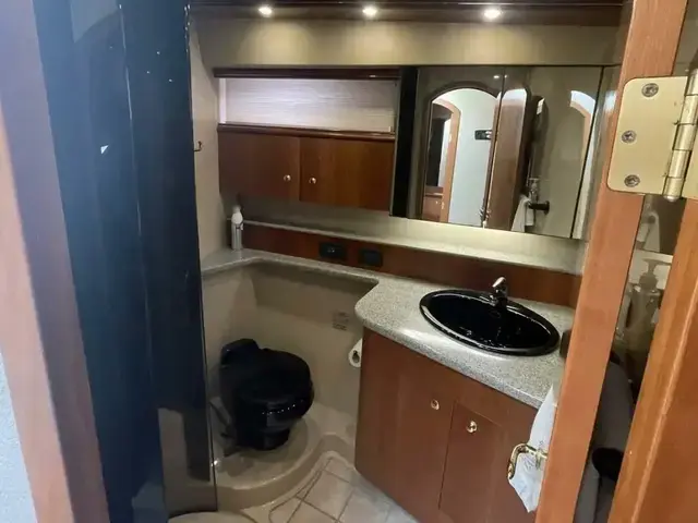 Cruisers Yachts 4450 Aft Cabin Motor Yacht