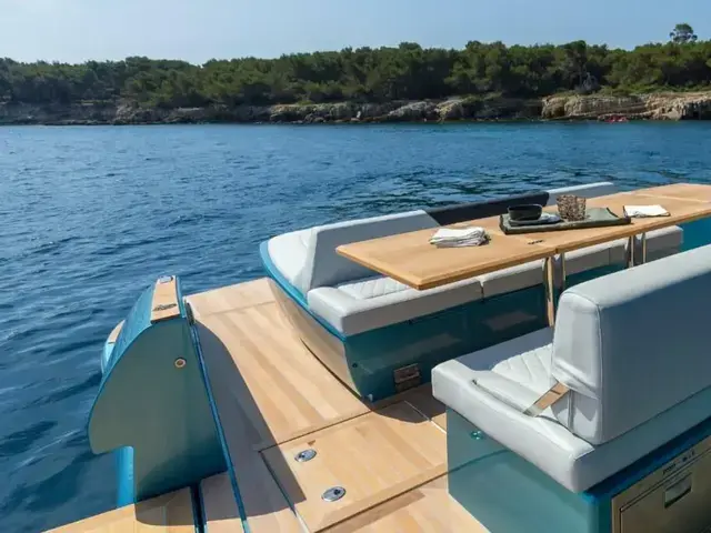 Solaris 44 Open