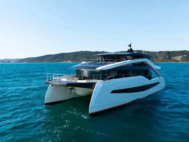 Wider Yachts WiderCat 92