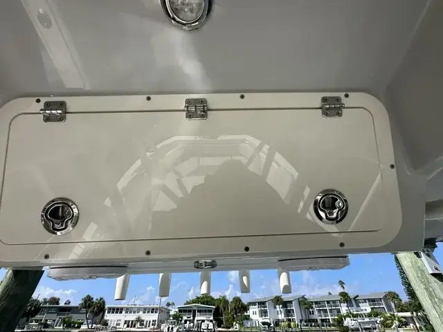 Cobia Boats 220 CC