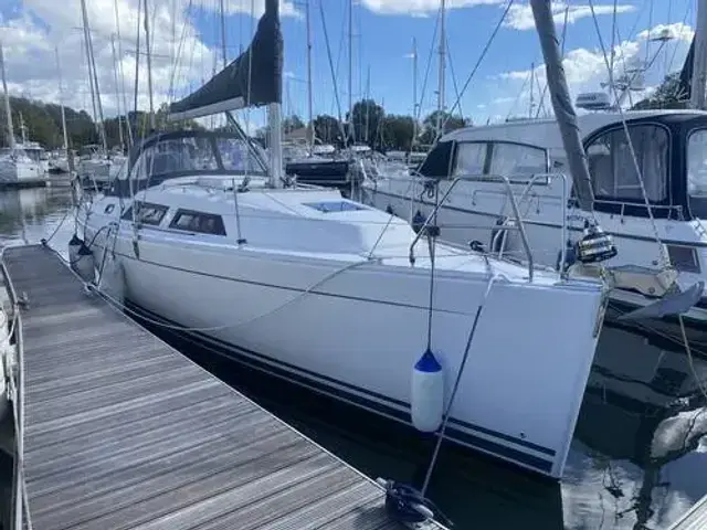 Hanse 325