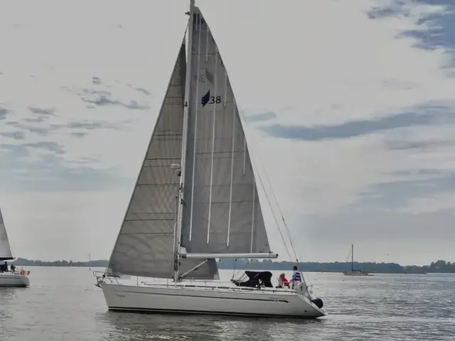 Bavaria 38-3