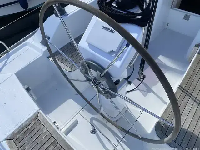 Hanse 325