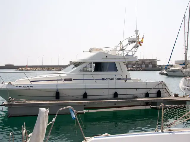 Rodman 900 Flybridge