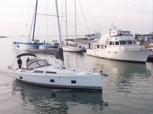 Hanse 418