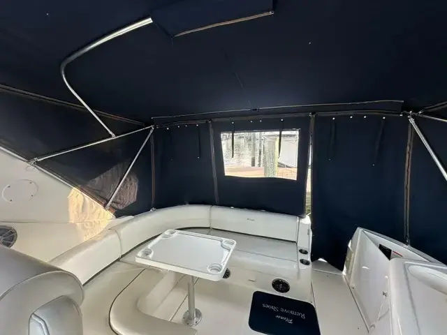 Cruisers Yachts 340 Express