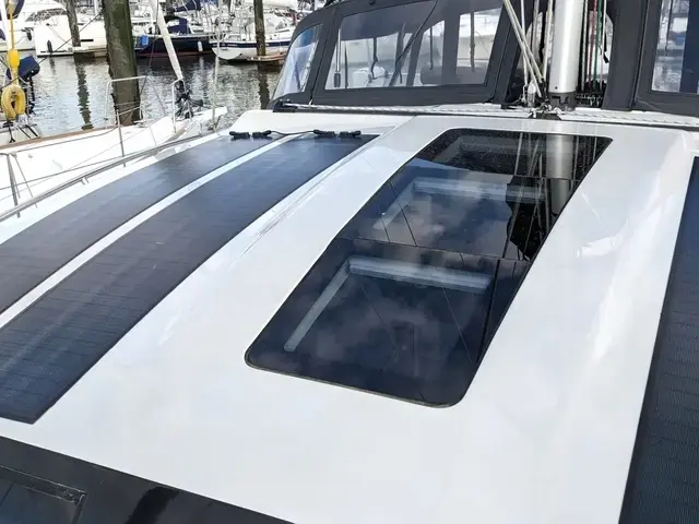 Broadblue Catamarans 346