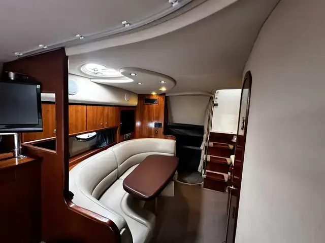 Cruisers Yachts 340 Express