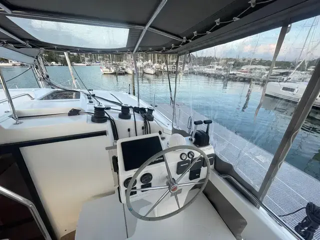 Fountaine Pajot Helia 44