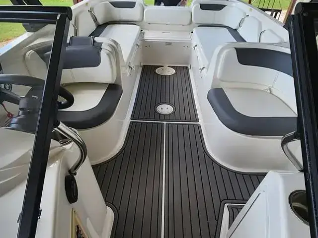 Bayliner ELEMENT E21