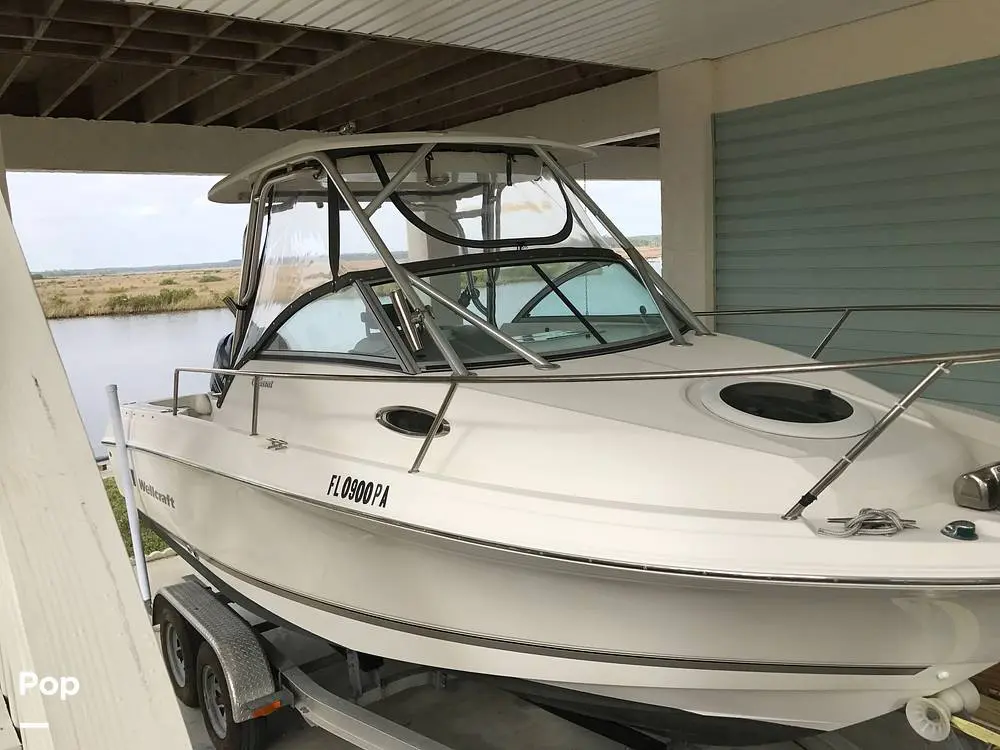 2008 Wellcraft 210 coastal