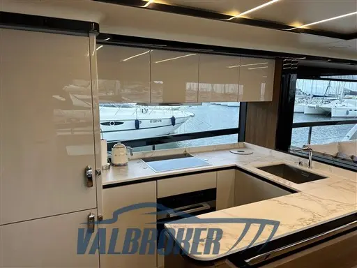 2022 Present navetta 68