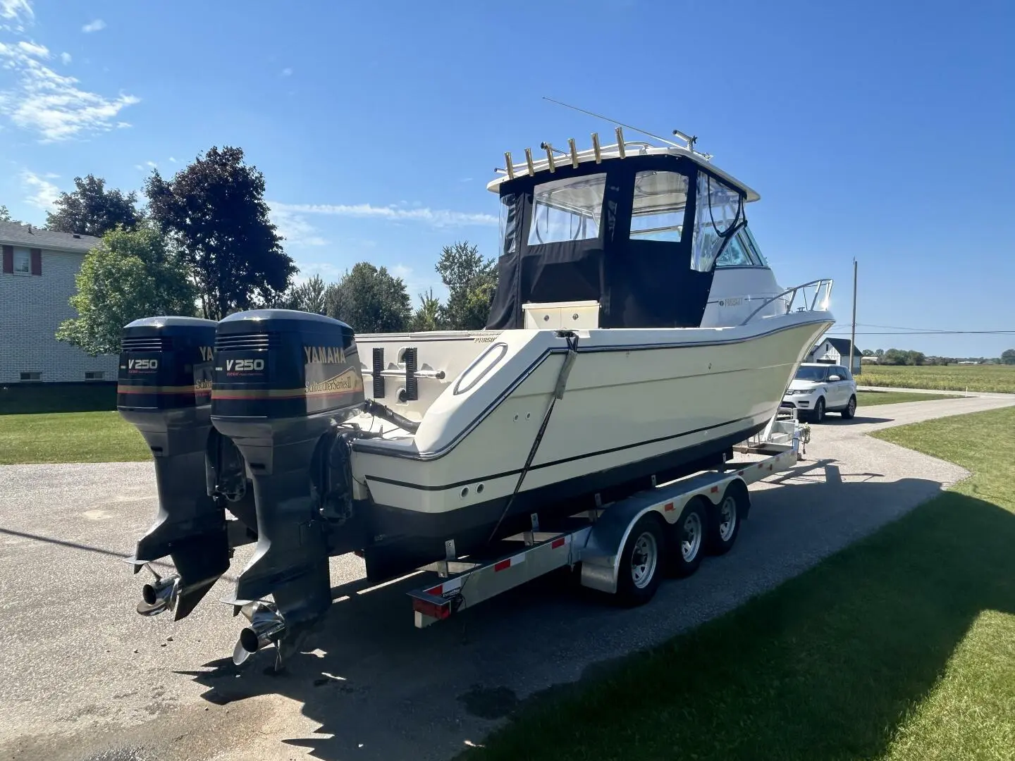 2001 Pursuit 3070 offshore