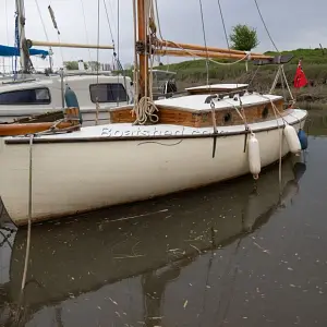 1929 Gaff Rigged 17ft