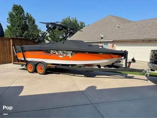 Nautique Boats 230te