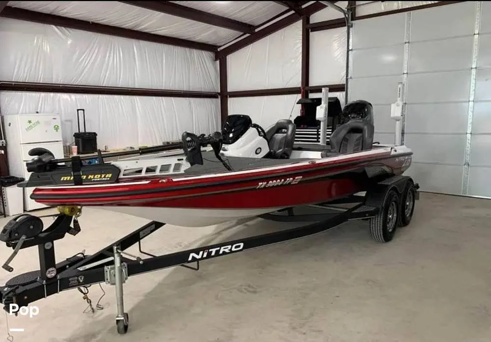 2019 Nitro z18