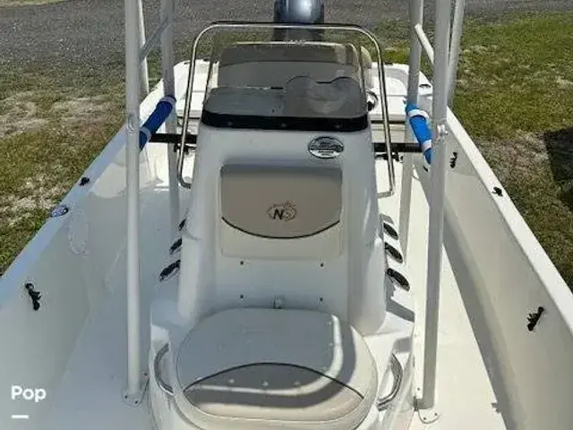 NauticStar Boats 2140