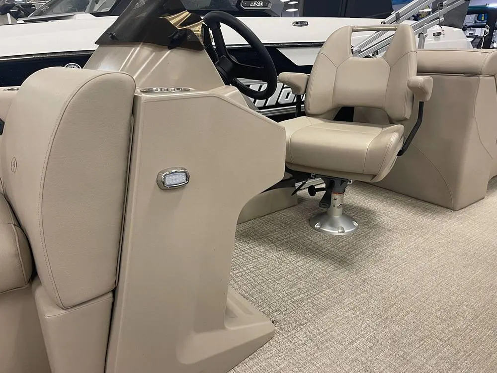 2023 Avalon 2585 gs quad lounger