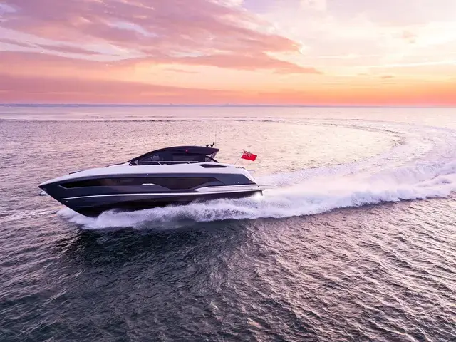 Sunseeker Predator 55