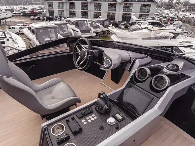 Sunseeker 65 SPORT YACHT